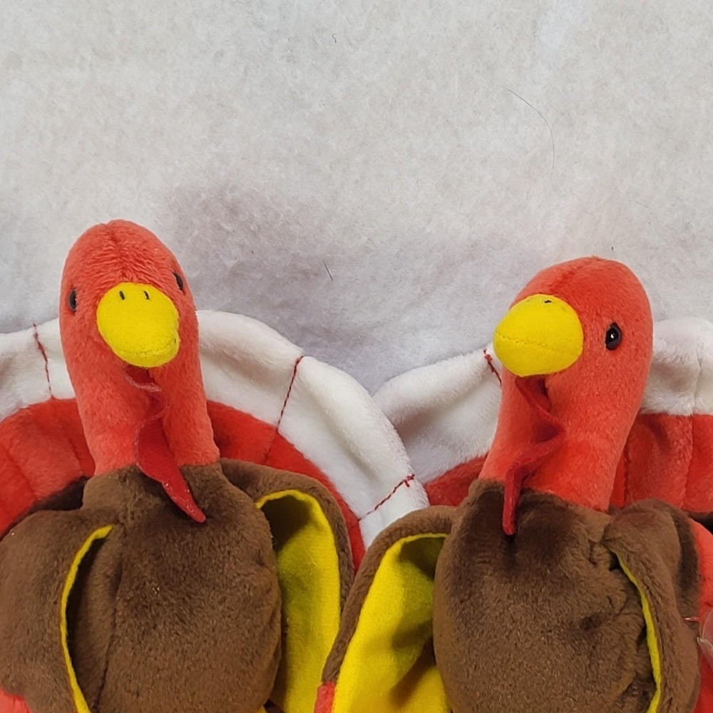 1996 GOBBLES Thanksgiving Tom Turkey Pair of 2‎ Fall Holiday Table Decor TY